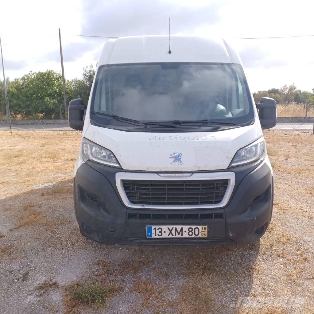 Peugeot Boxer Pick up de caixa aberta