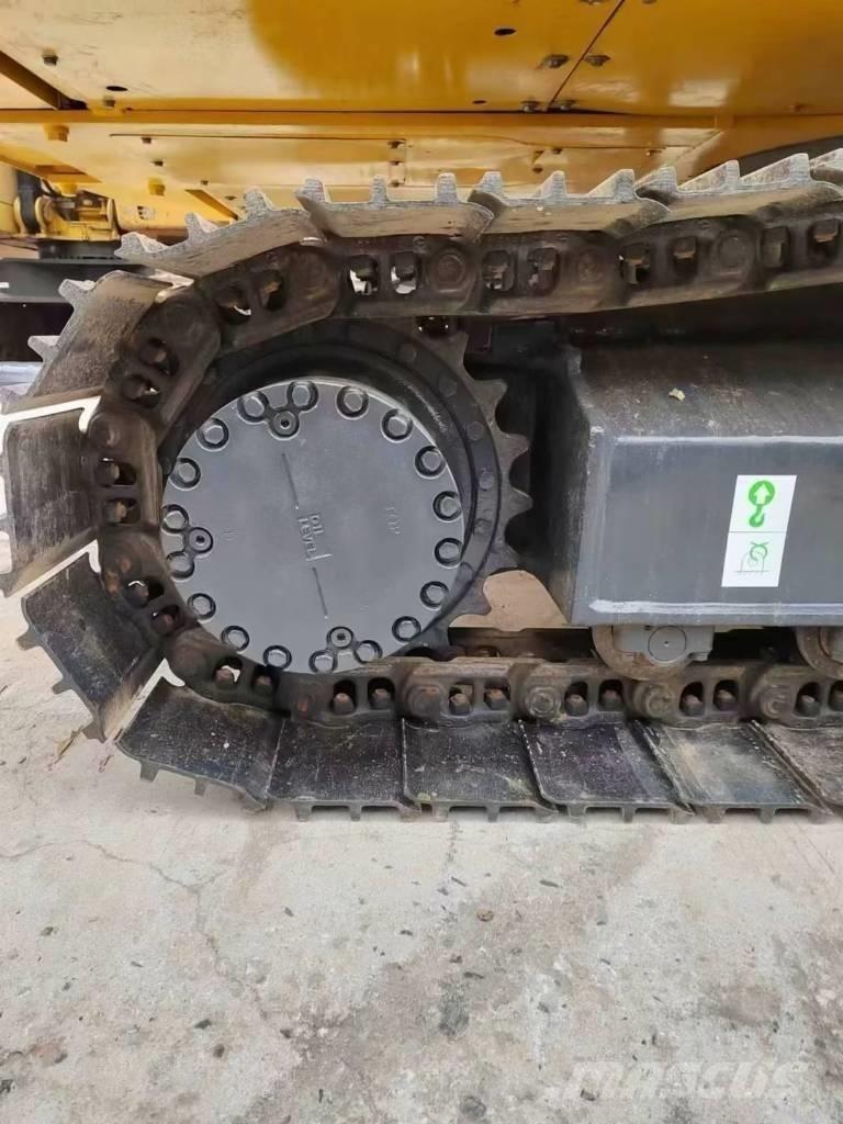 Komatsu PC 200-8 Escavadeiras de esteiras