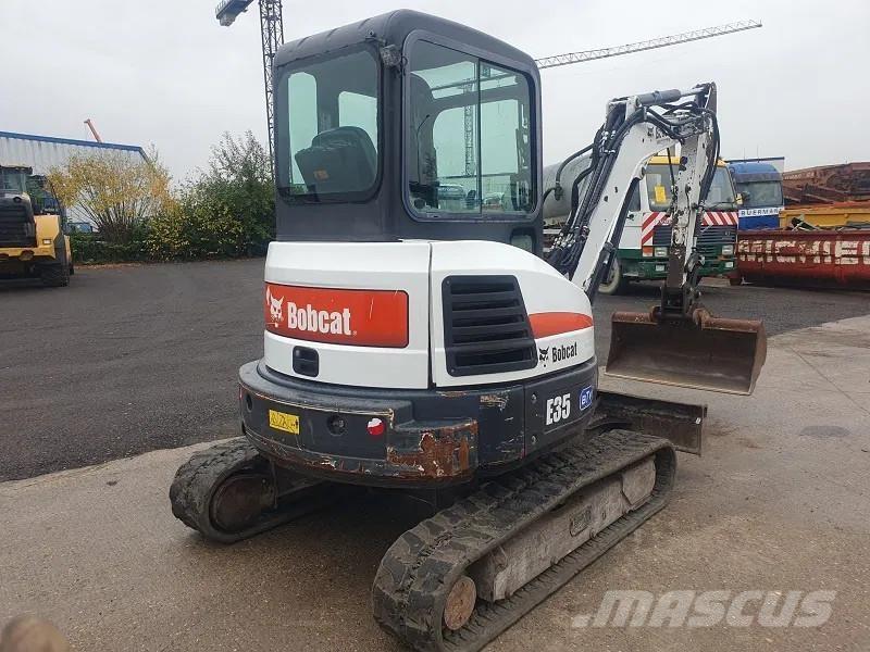 Bobcat E35 - 3500 KG Miniescavadeiras
