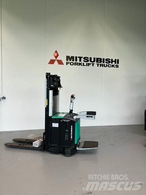 Mitsubishi SBV16N Porta-paletes com plataforma