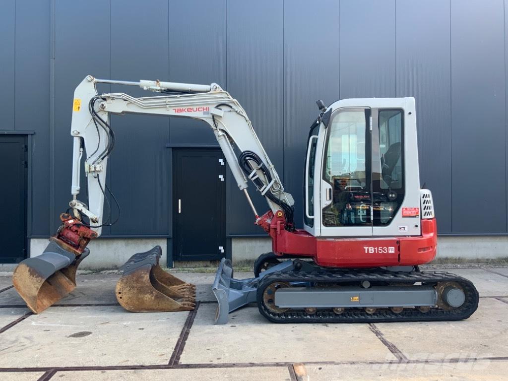 Takeuchi TB 153 FR Miniescavadeiras