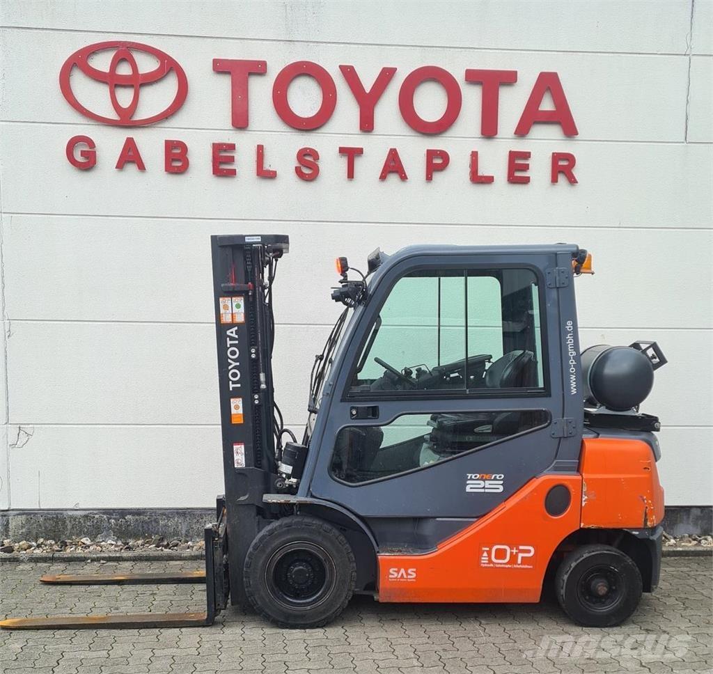Toyota 02-8FGF25 Empilhadores a gás