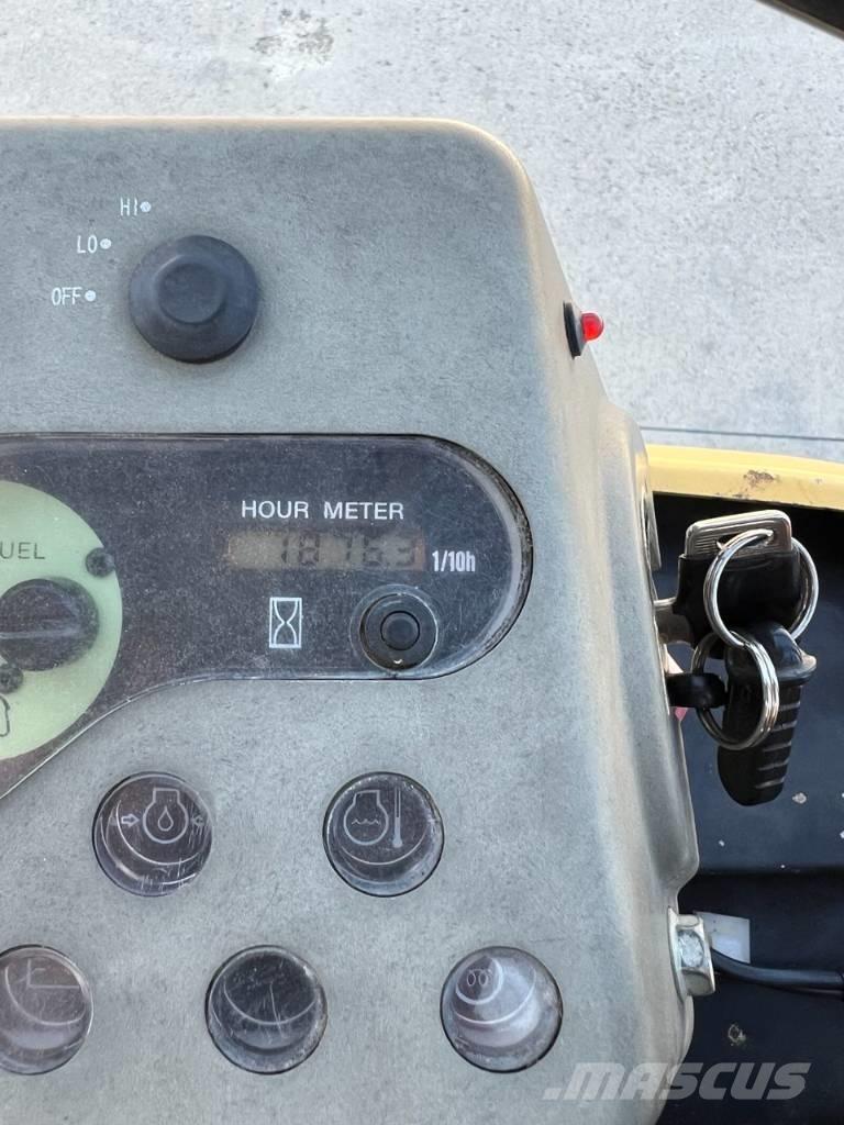 Yanmar Vio 17 Miniescavadeiras