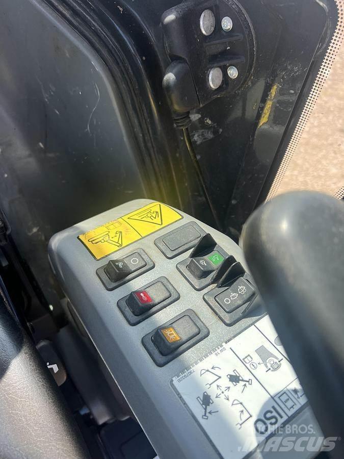 Doosan DX27Z Escavadoras especiais