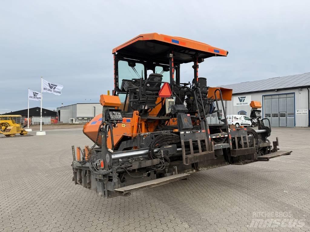 CAT AP 555 E Espalhadoras de asfalto