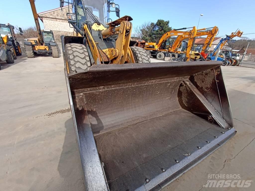 Komatsu WA270-7 Carregadeiras de rodas