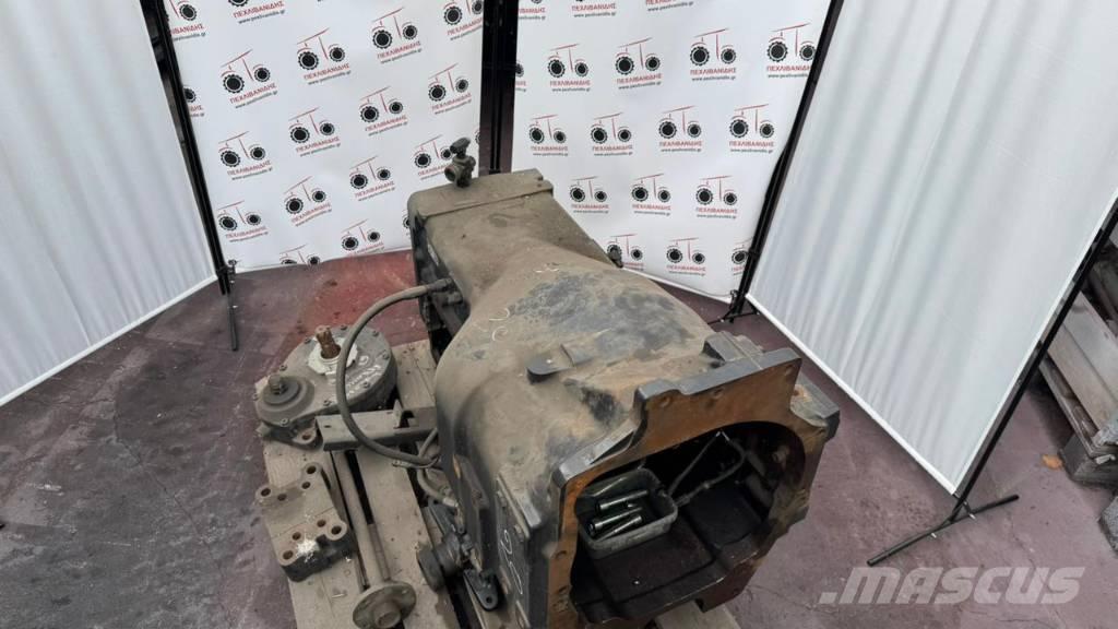 New Holland T 7 Transmissăo