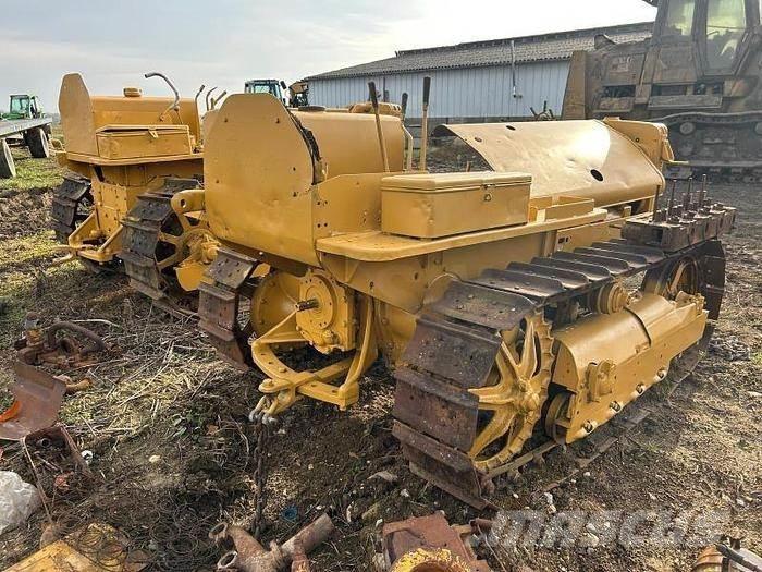 CAT D2 - Dozers - Tratores rastos