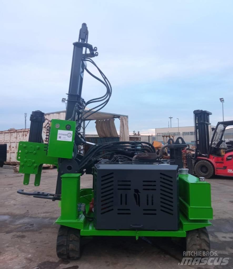 Mazaka MW 1000 Bate-estacas vibratório