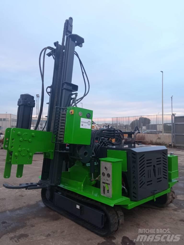 Mazaka MW 1000 Bate-estacas vibratório