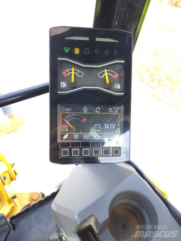 CAT 301.7 Miniescavadeiras