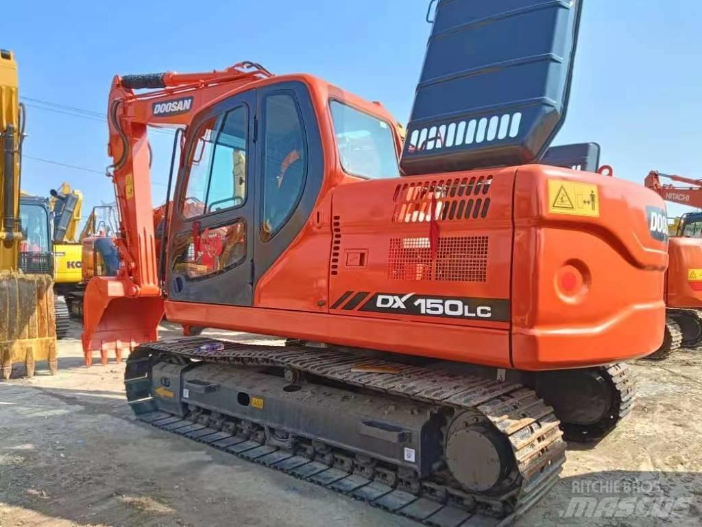 Doosan DX150 Escavadoras Midi 7t - 12t
