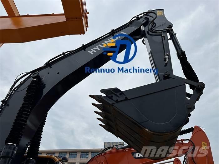 Hyundai R220LC-9S Escavadeiras de esteiras