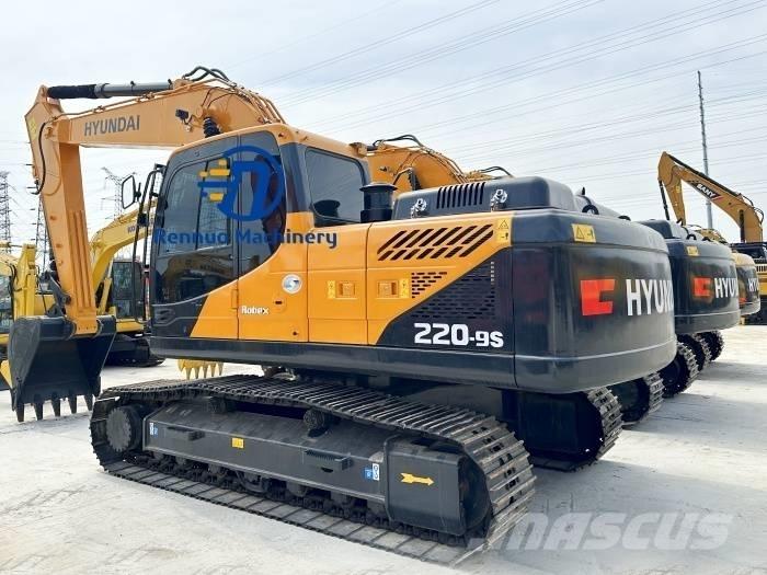 Hyundai R220LC-9S Escavadeiras de esteiras
