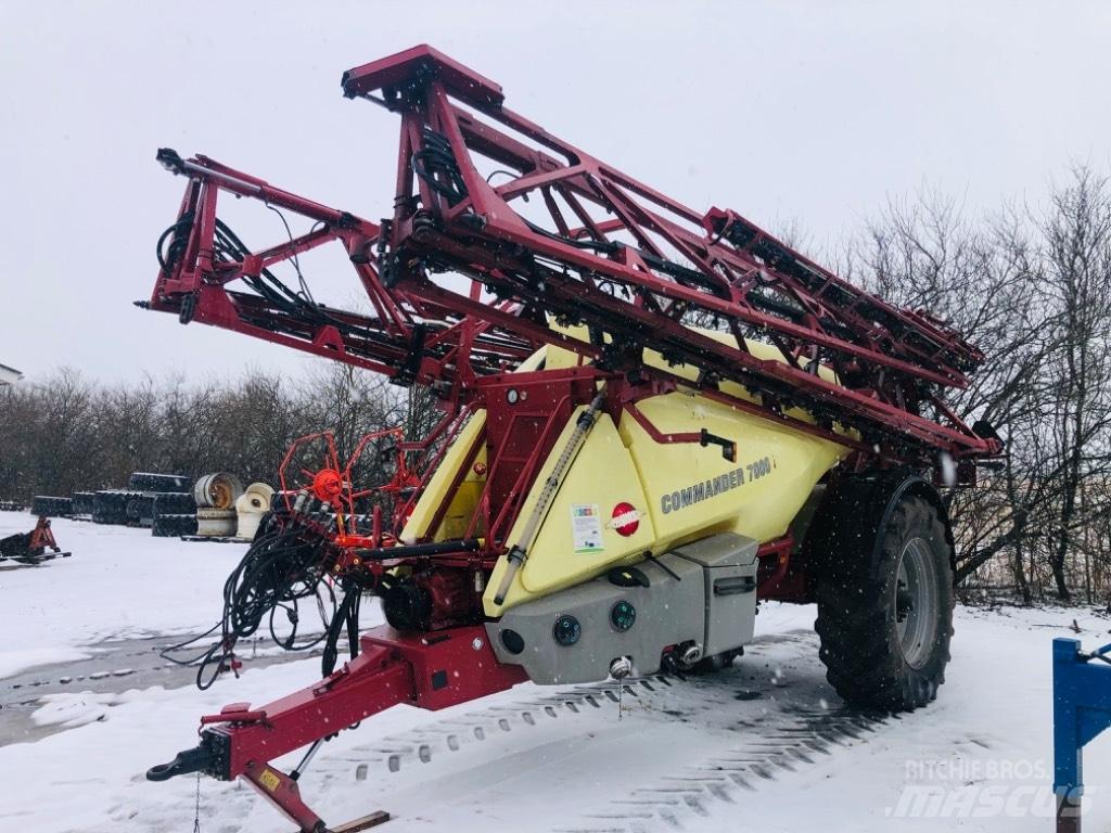 Hardi Commander 7000 Pulverizadores rebocados