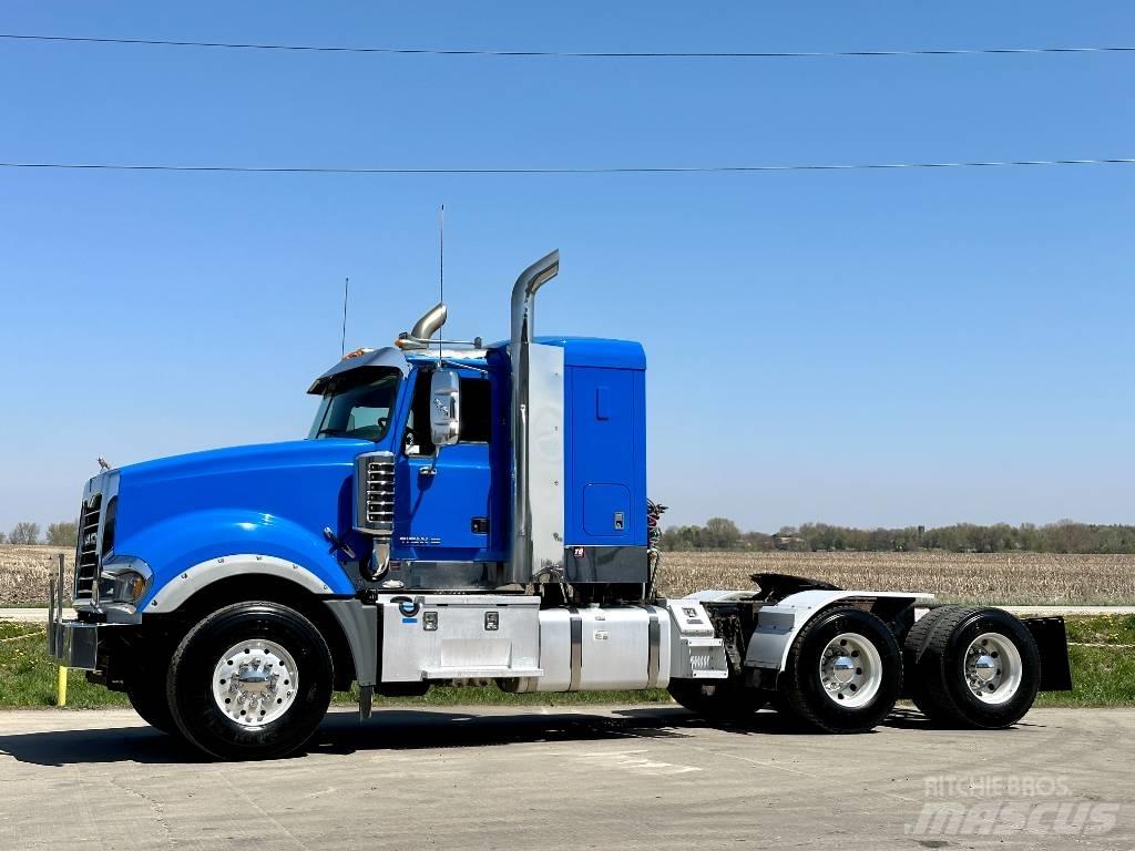 Mack Titan TD 713 Cavalos Mecânicos