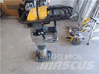 Wacker Neuson AS50 Saltitões