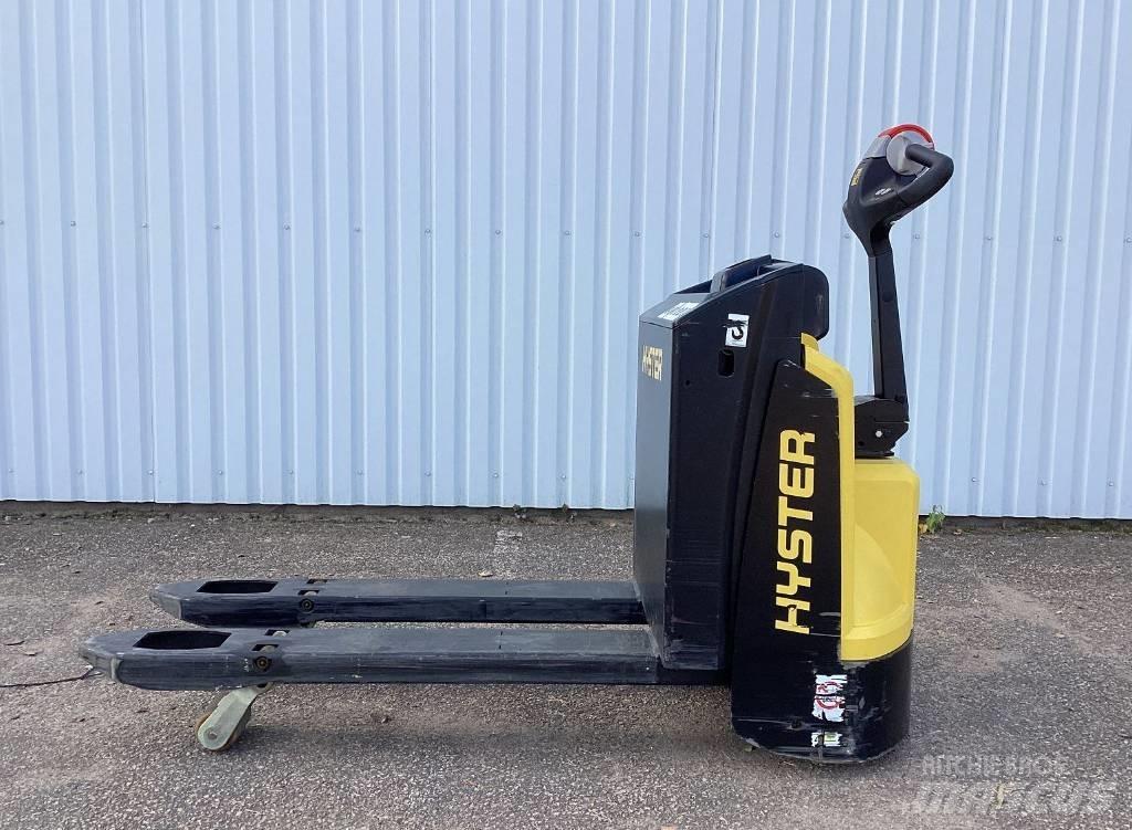 Hyster P2.0 Empilhador para operador externo
