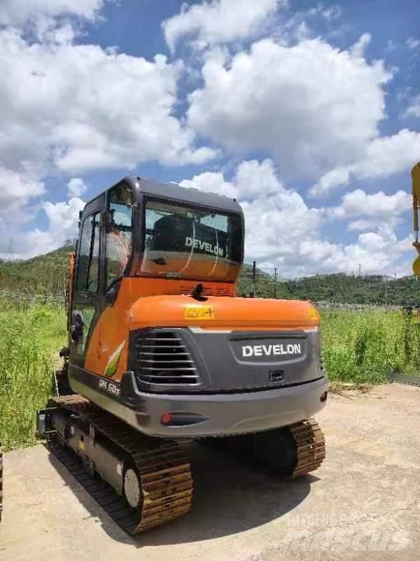 Doosan DX 60E Escavadoras Midi 7t - 12t