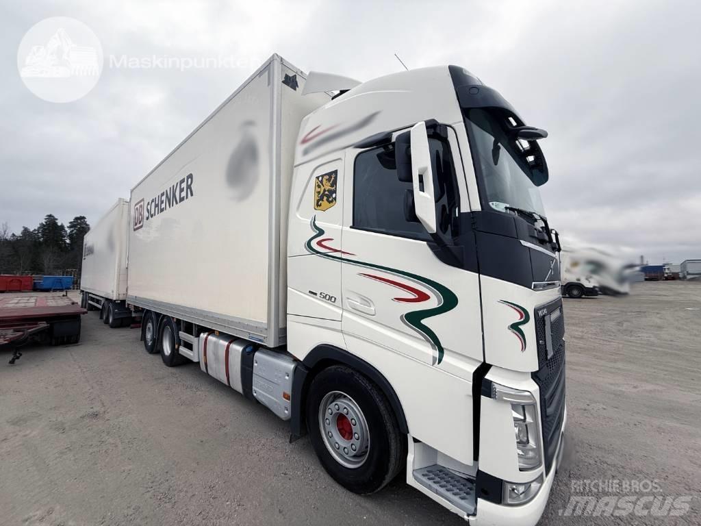 Volvo FH 500 Caminhões de caixa fechada