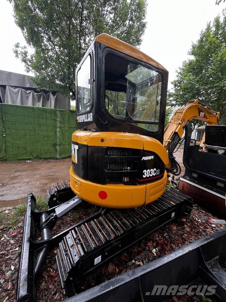 CAT 303 C CR Miniescavadeiras
