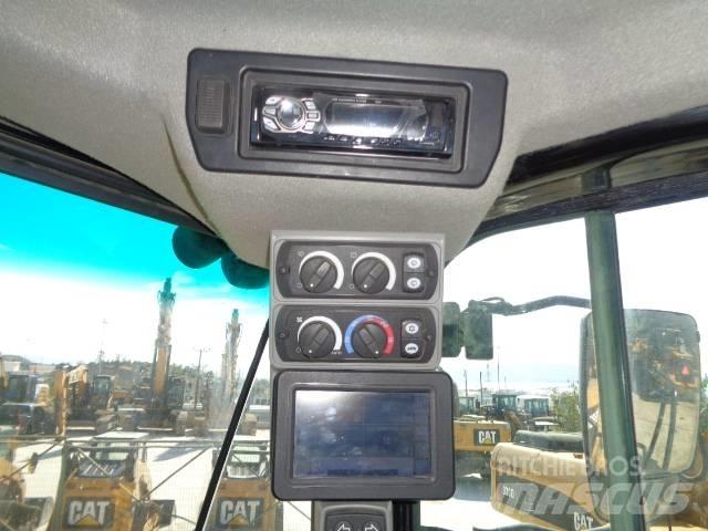 CAT 950M Carregadeiras de rodas