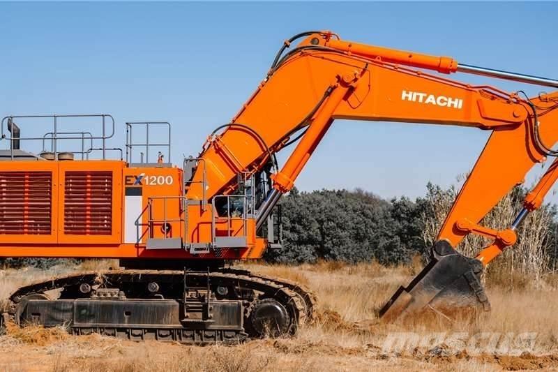 Hitachi EX1200 Miniescavadeiras