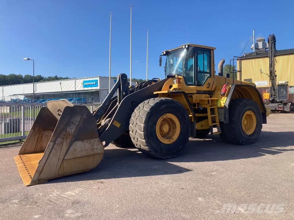 Volvo L 220 F Carregadeiras de rodas