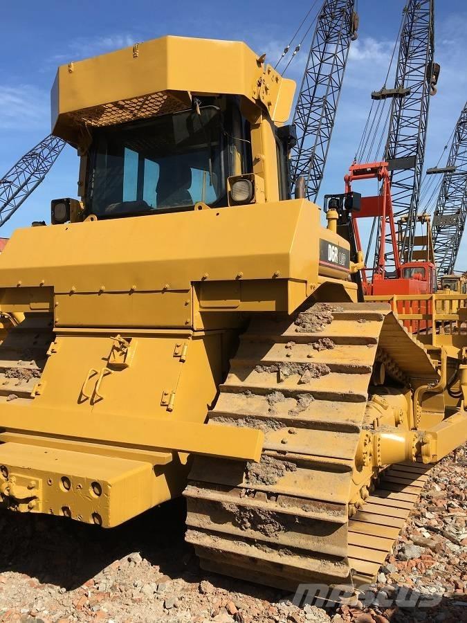 CAT D6R Dozers - Tratores rastos