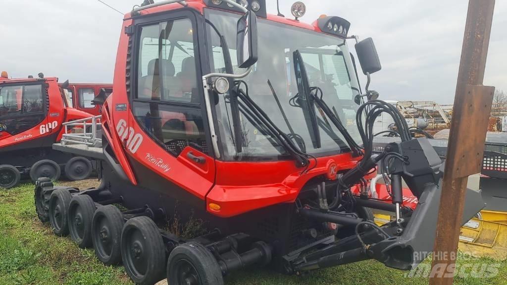  PistenBully  600 Alisador de neve