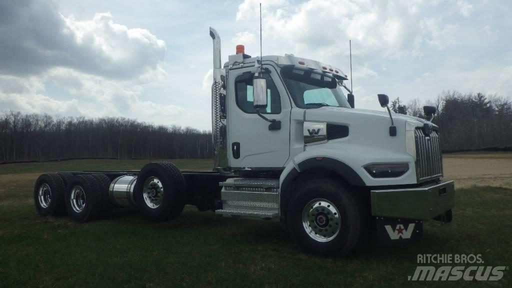 Western Star 49 X Camiões de chassis e cabine