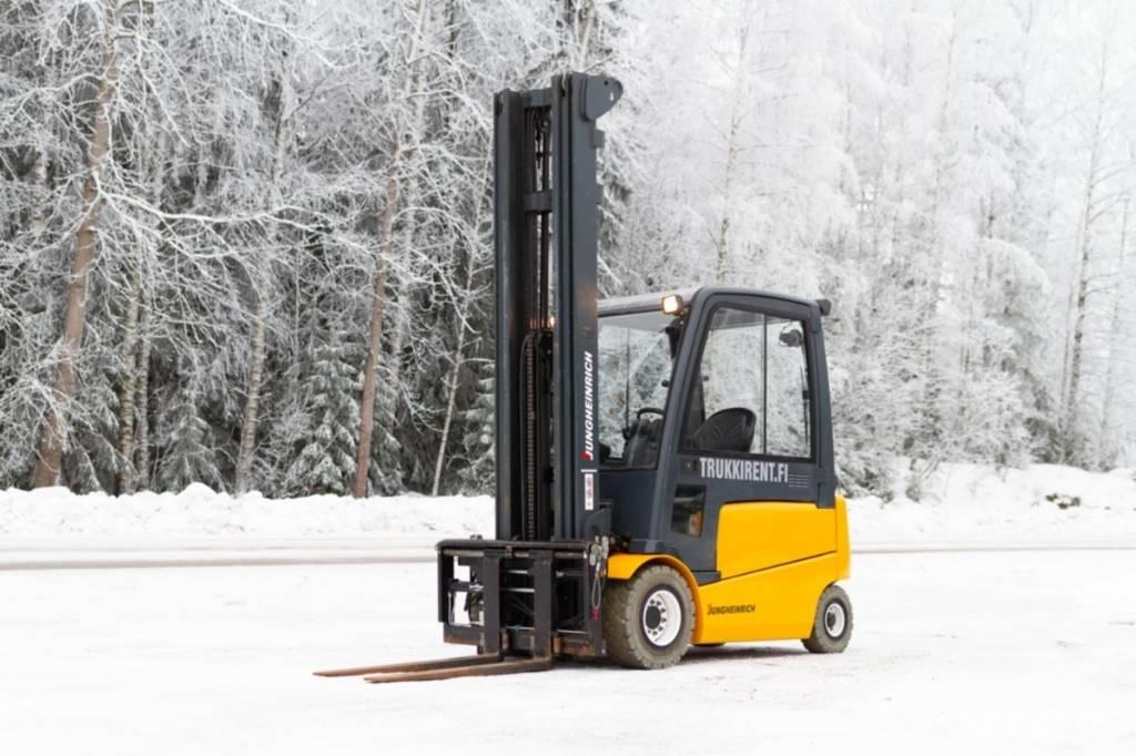 Jungheinrich EFG430 Empilhadores eléctricos