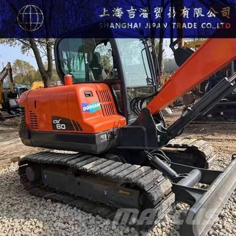 Doosan DX 60 Escavadeiras de esteiras