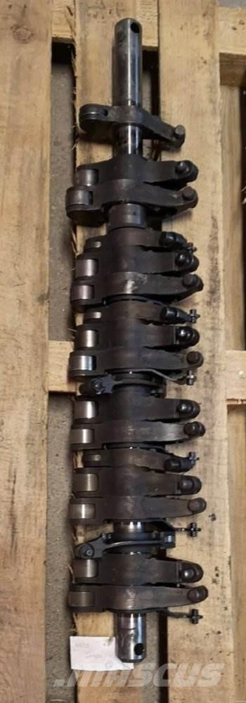 Iveco STRALIS VAHADLA Transportes - Outros
