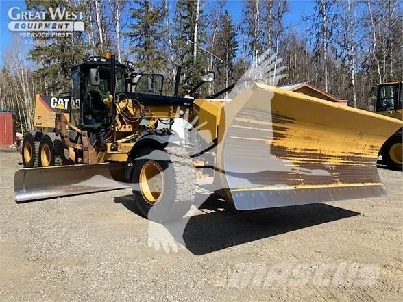 CAT 160M Motoniveladoras