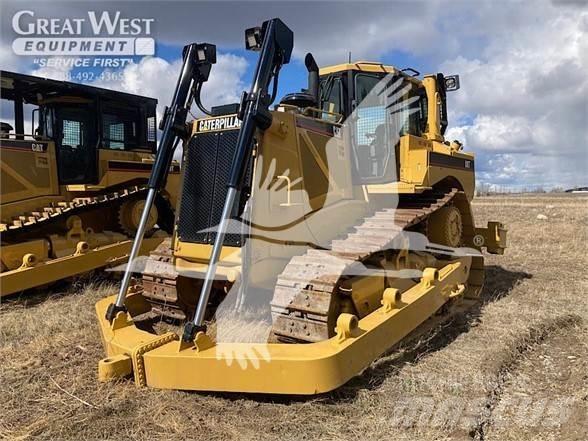 CAT D8T Dozers - Tratores rastos