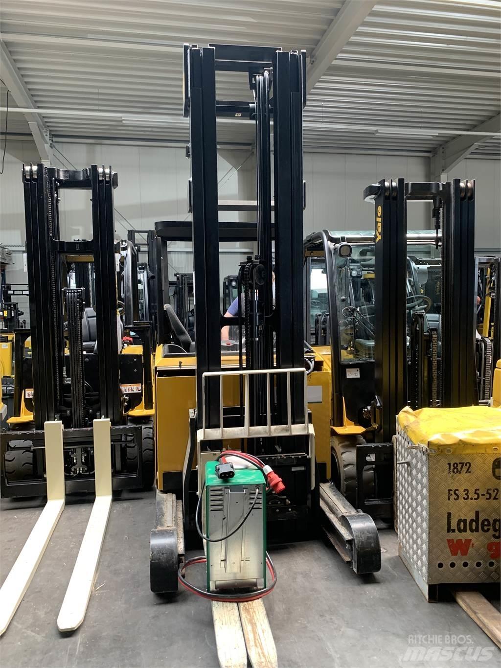 Yale MR14 Empilhadores Elevadores