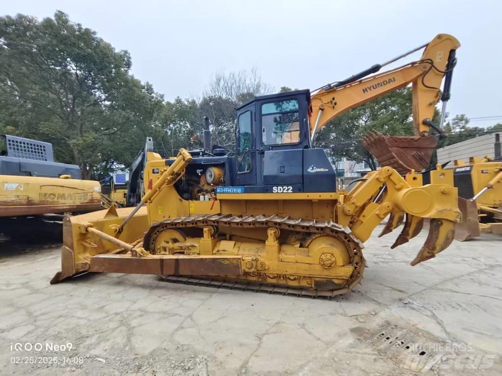 Shantui sd22 Dozers - Tratores rastos