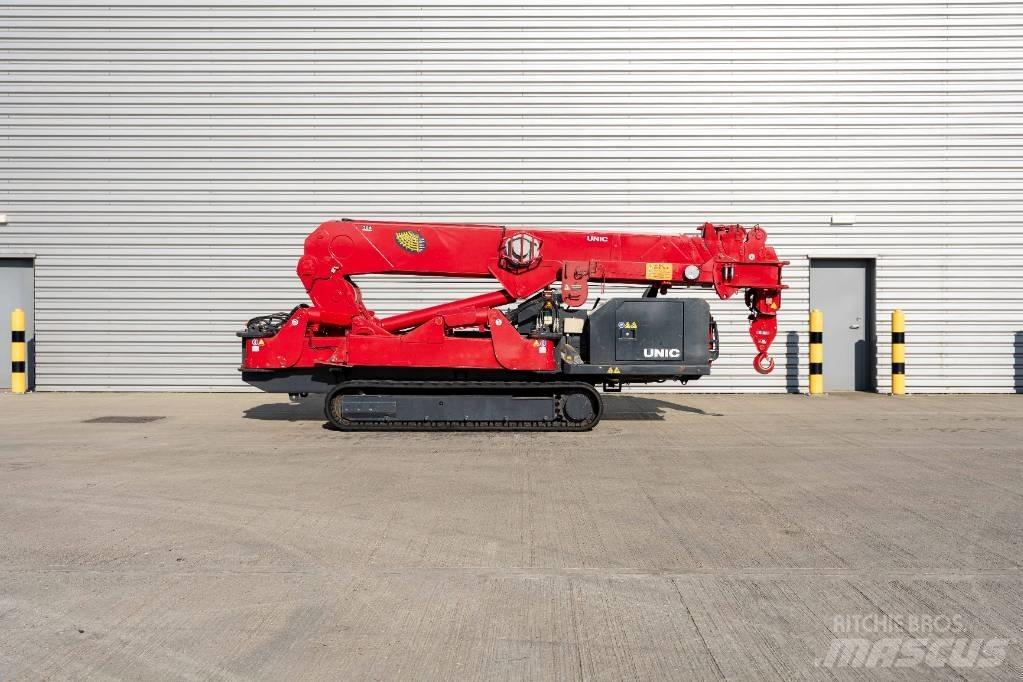 Unic URW 706 Mini gruas