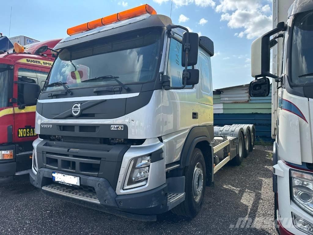 Volvo FMX 8X4*4  4132 Camiões de chassis e cabine