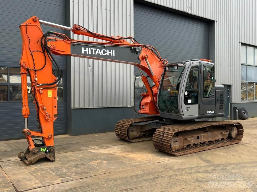 Hitachi ZX135US Escavadeiras de esteiras