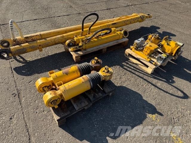 Bell B 40 C PODUSZKA Chassis e suspensões