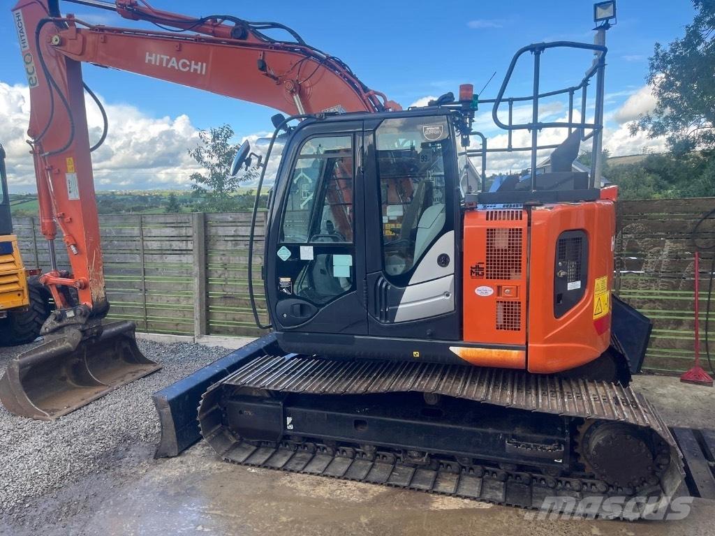 Hitachi ZX 135 US-6 Escavadeiras de esteiras