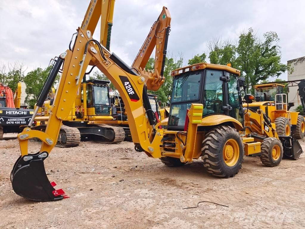 CAT 420 F Retroescavadeiras