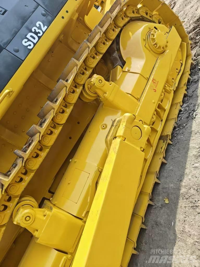Shantui SD 32 Dozers - Tratores rastos