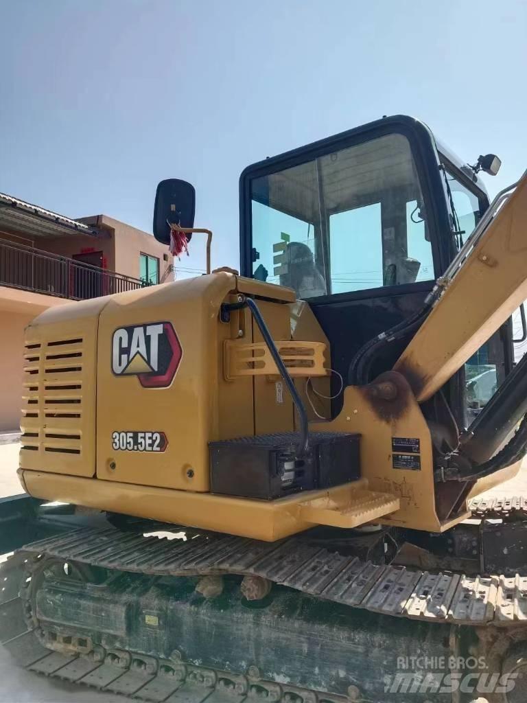 CAT 305.5 E2 Miniescavadeiras