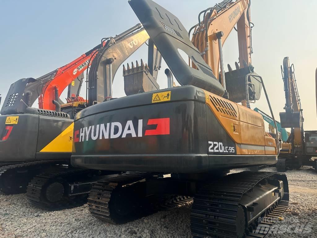 Hyundai R220LC-9S Escavadeiras de esteiras