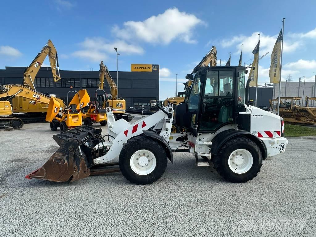 CAT 908 M Carregadeiras de rodas