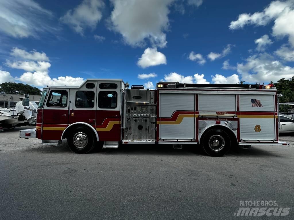 E-one Typhoon Caminhões de bombeiros