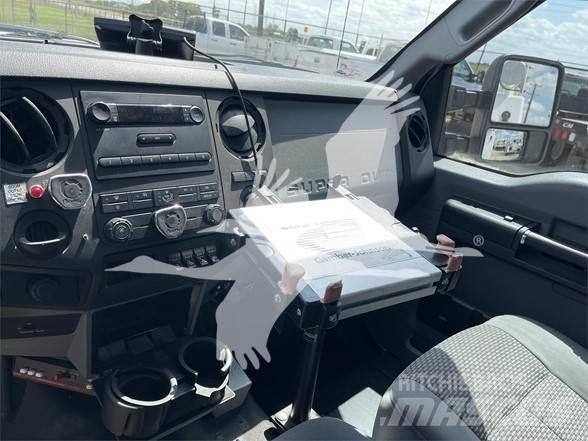 Altec AT235 Plataformas aéreas montadas em camião